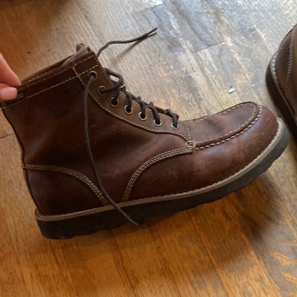 East land shoes - Picture 2 of 3